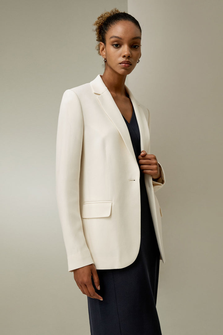 Silk Sleek Blazer - White