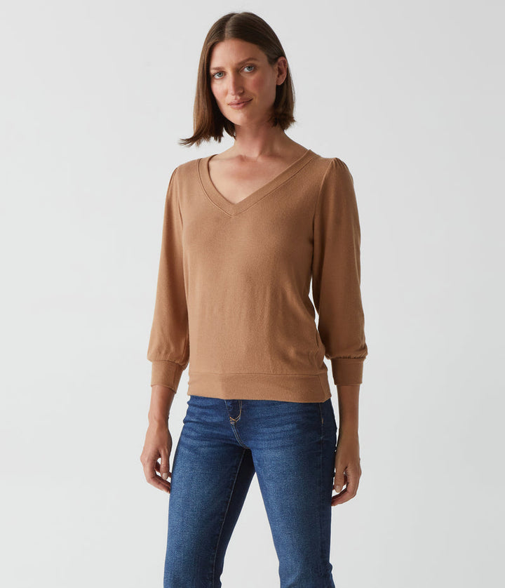 Gabriella V Neck 3/4  Sleeves Sweatshirt in Camel