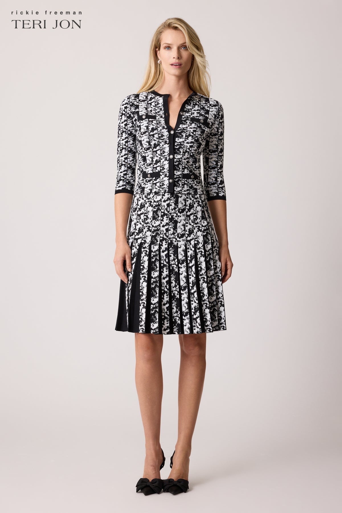 Double Knit Printed Box Pleat Skirt - Black White – LIANA NYC