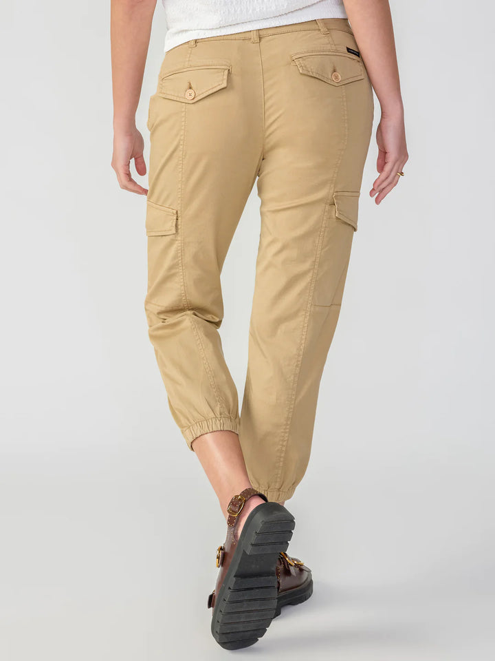 Rebel Standard Rise Pant
