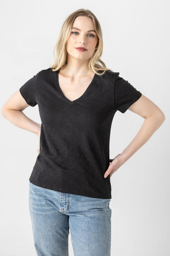 V-Neck Short Sleeve Back Seam Tee
