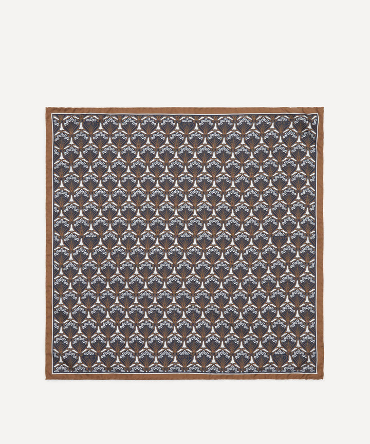 Iphis Scarf