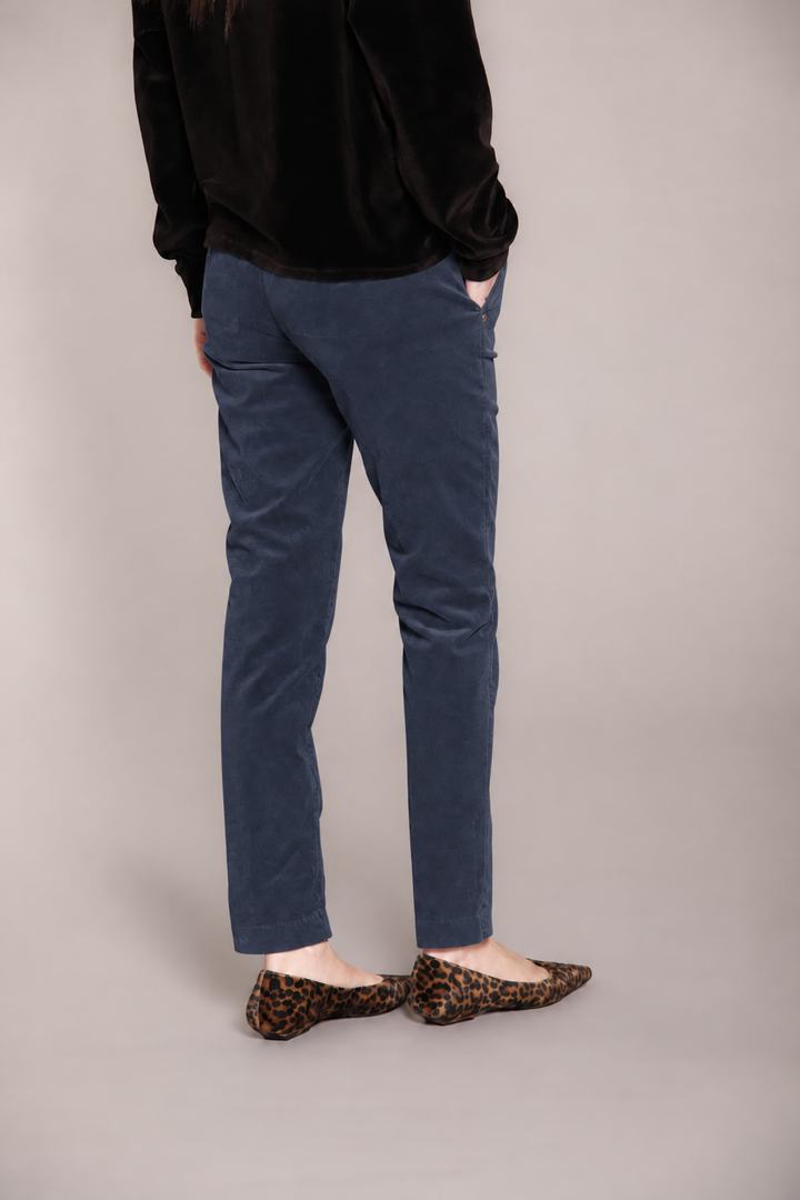 New York Slim Velvet Pant