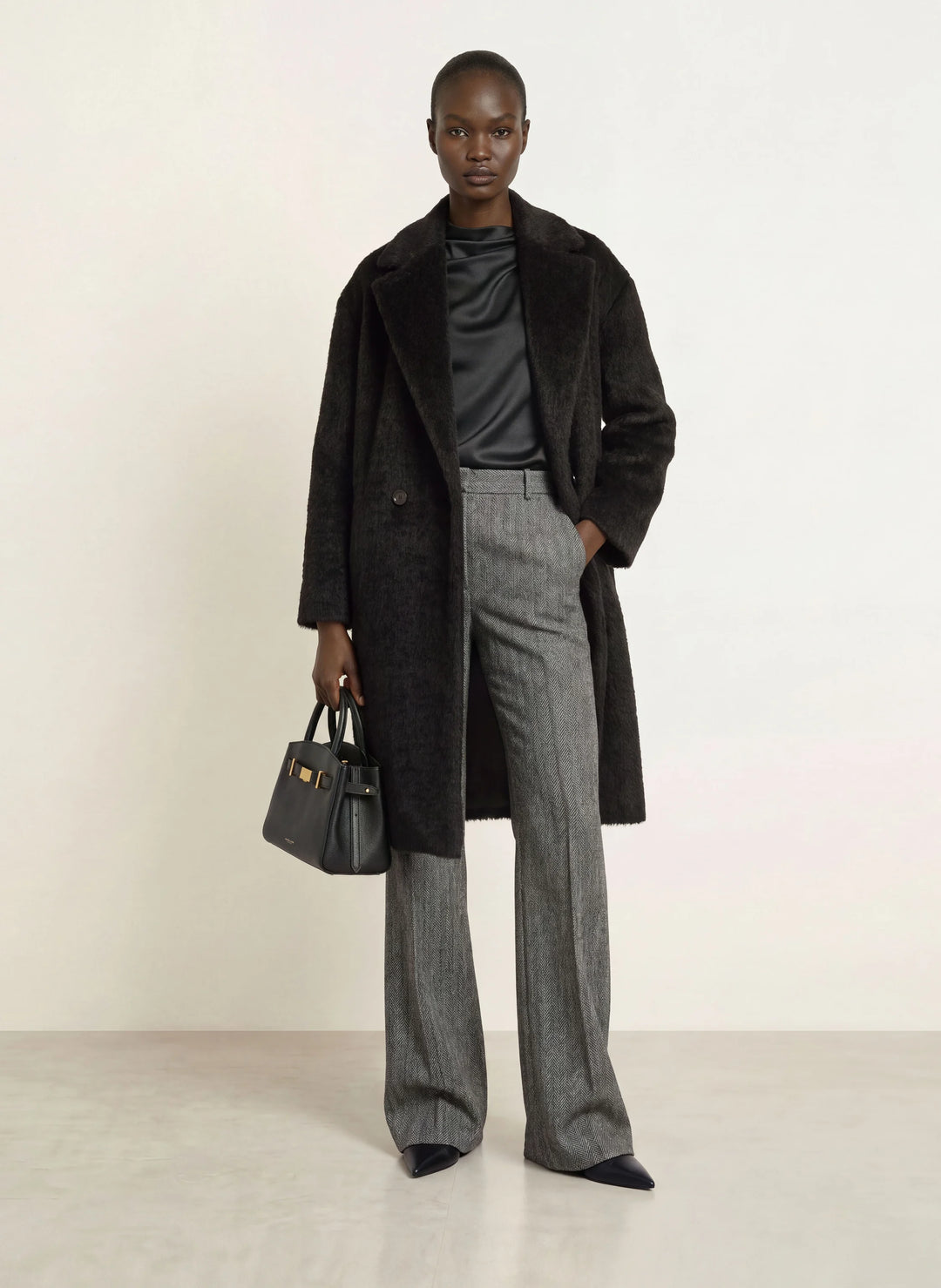 Urbano Faux Fur Coat with Alpaca - Black