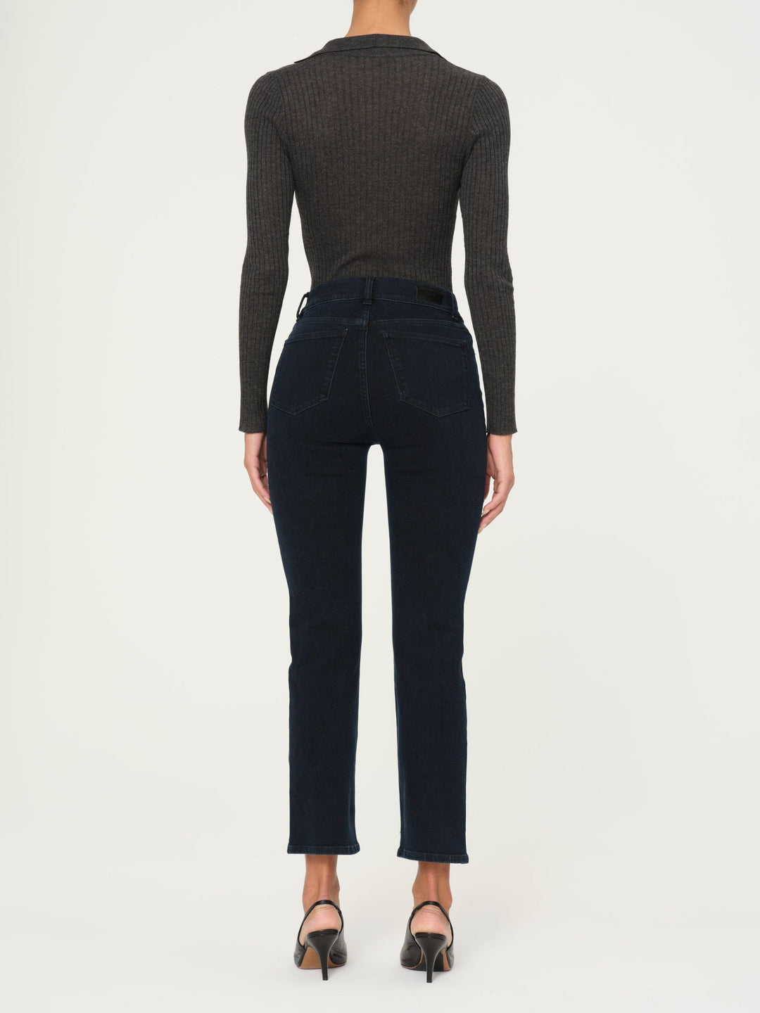 Mara Straight Mid Rise Instasculpt Ankle Jeans
