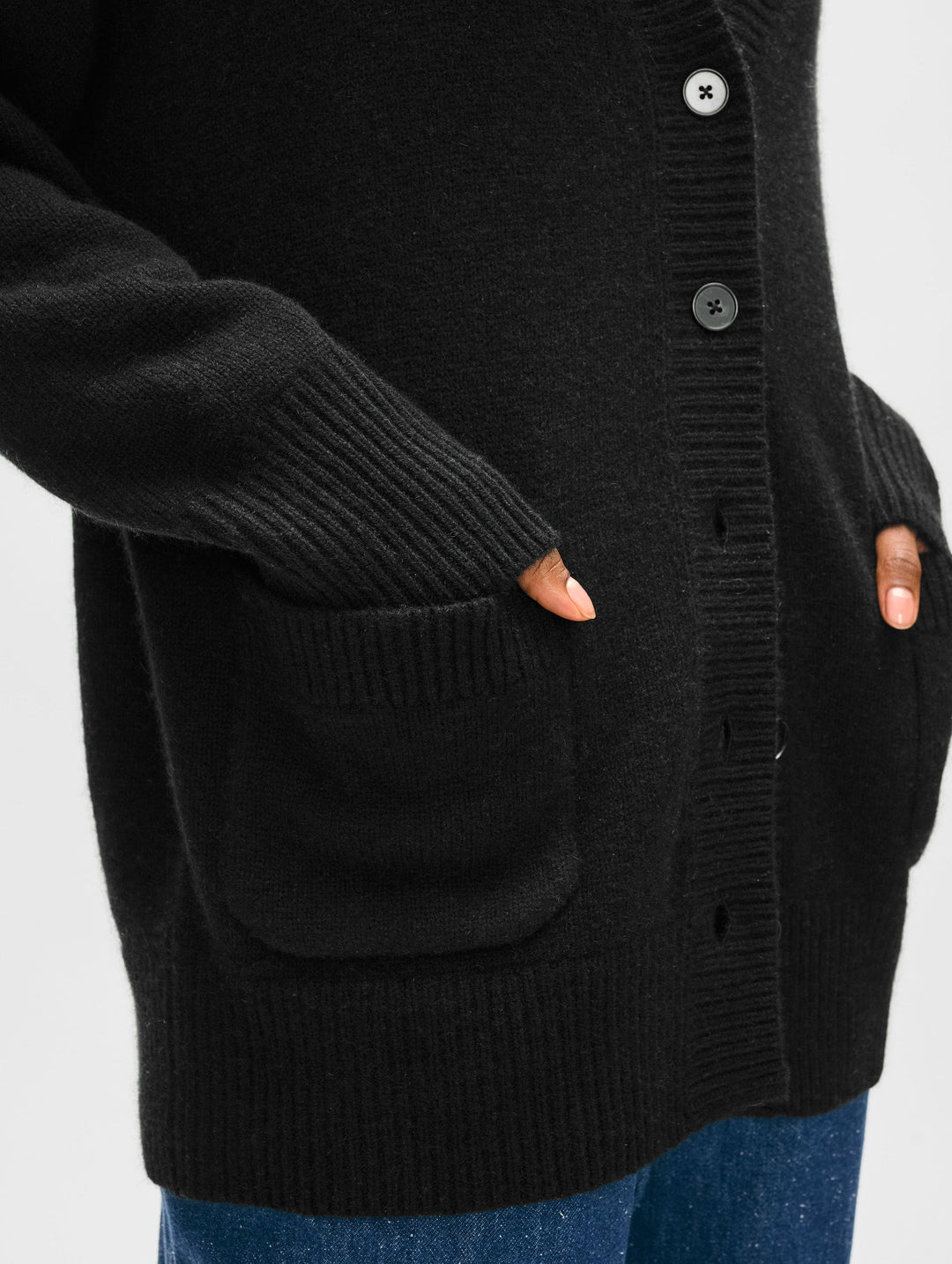 Cashmere Luxe Pocket Cardigan - Black