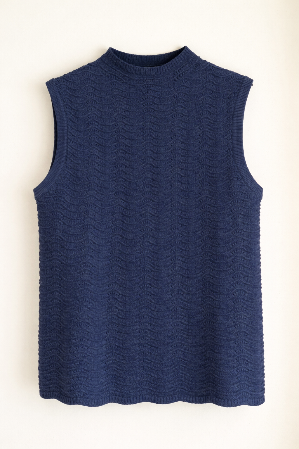 Wavy Stitch Cropped Tee