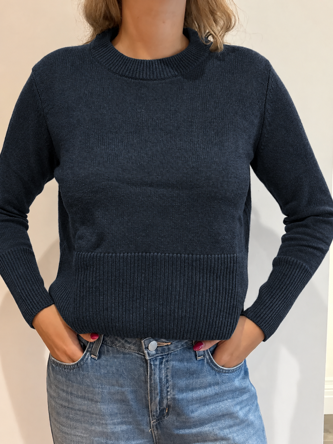 4-ply Cropped Boxy Crew w/ Side Slits