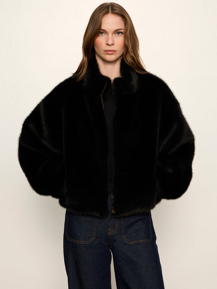 Everest Fur Bomber