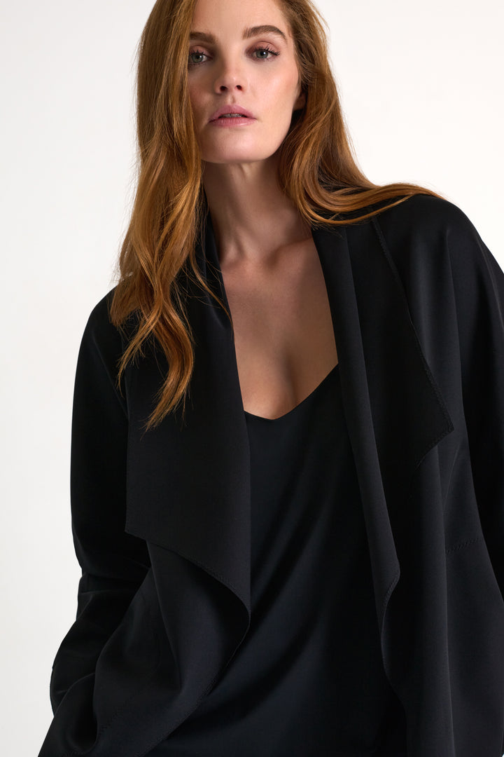 Loose-fit lapel jacket