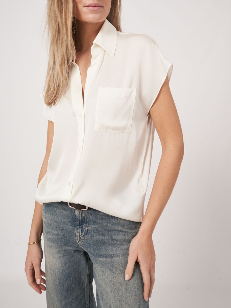 Sleeveless silk blouse with chest pocket