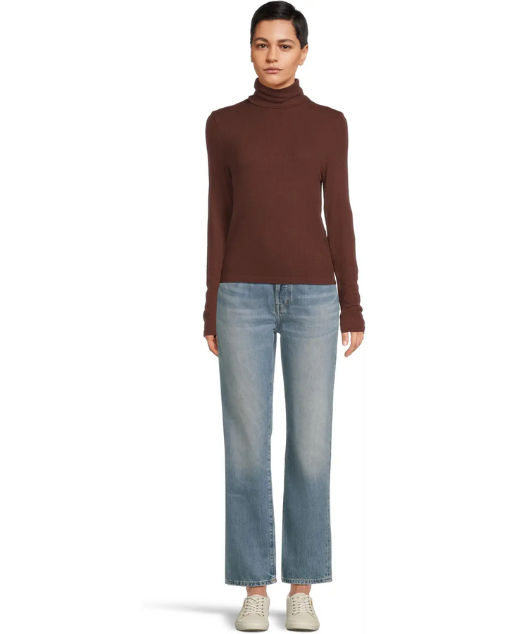 Tara Crop Turtleneck