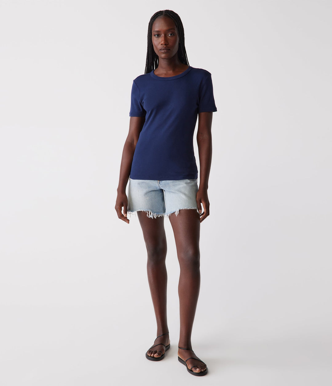 Mady Short Sleeve High Crew Neck Tee in Black