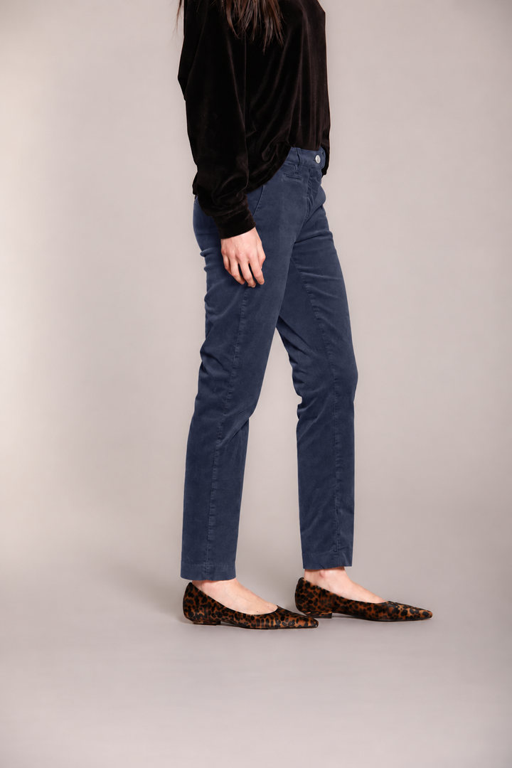 New York Slim Velvet Pant