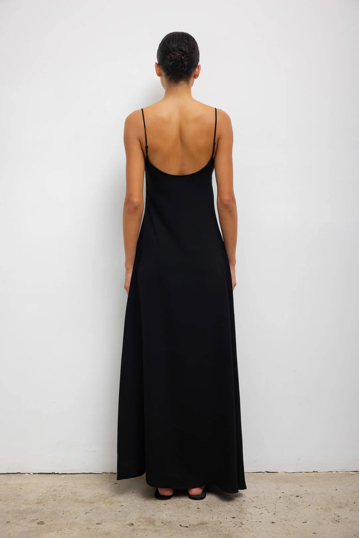 Ari Scoop Neck Maxi