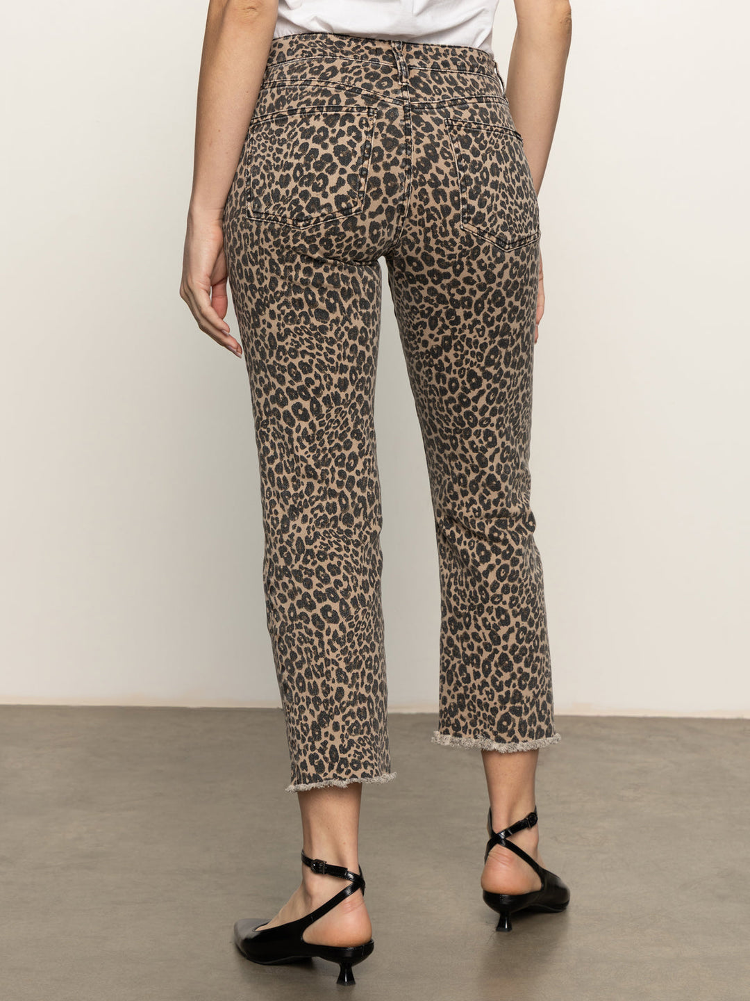 Cadence Straight Leopard Crop - French Kitty