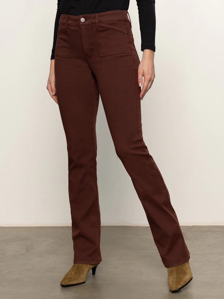 Sculpted Brook Bootcut Pant