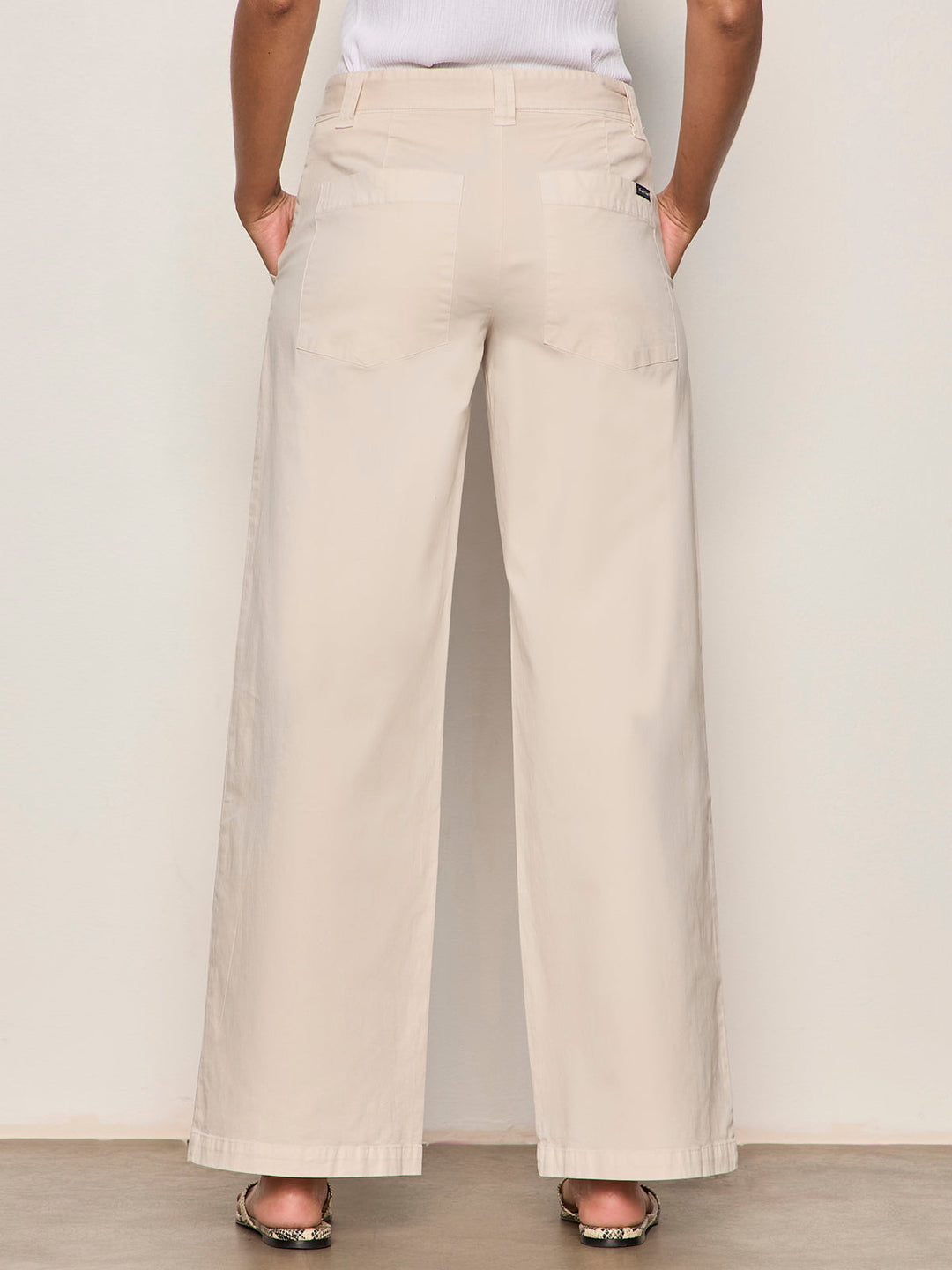 Soft Polished Wide Leg Pant