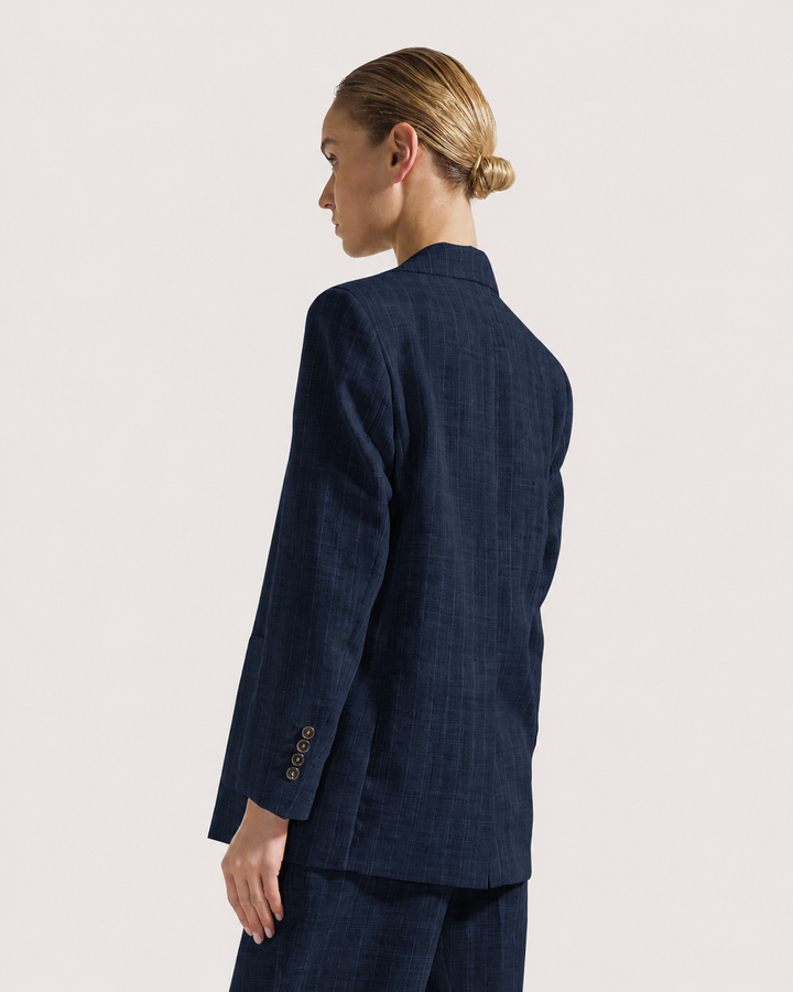 Single Breasted Two Pocket Blazer - Navy