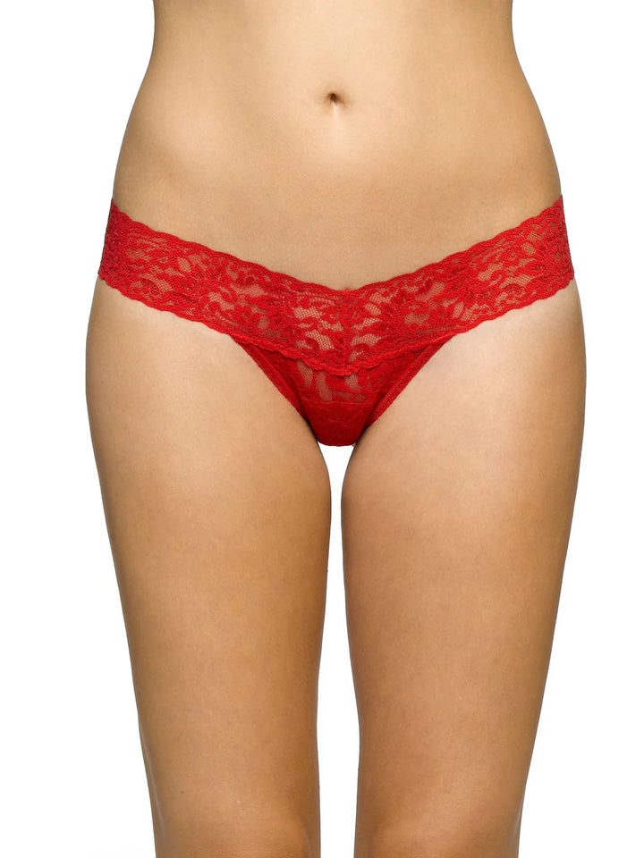 Signature Lace Low Rise Thong