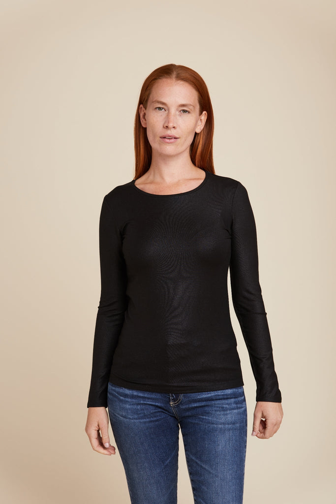 Soft Touch Metallic Long Sleeve Crewneck in Black