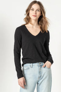 Back Seam  V-Neck Tee