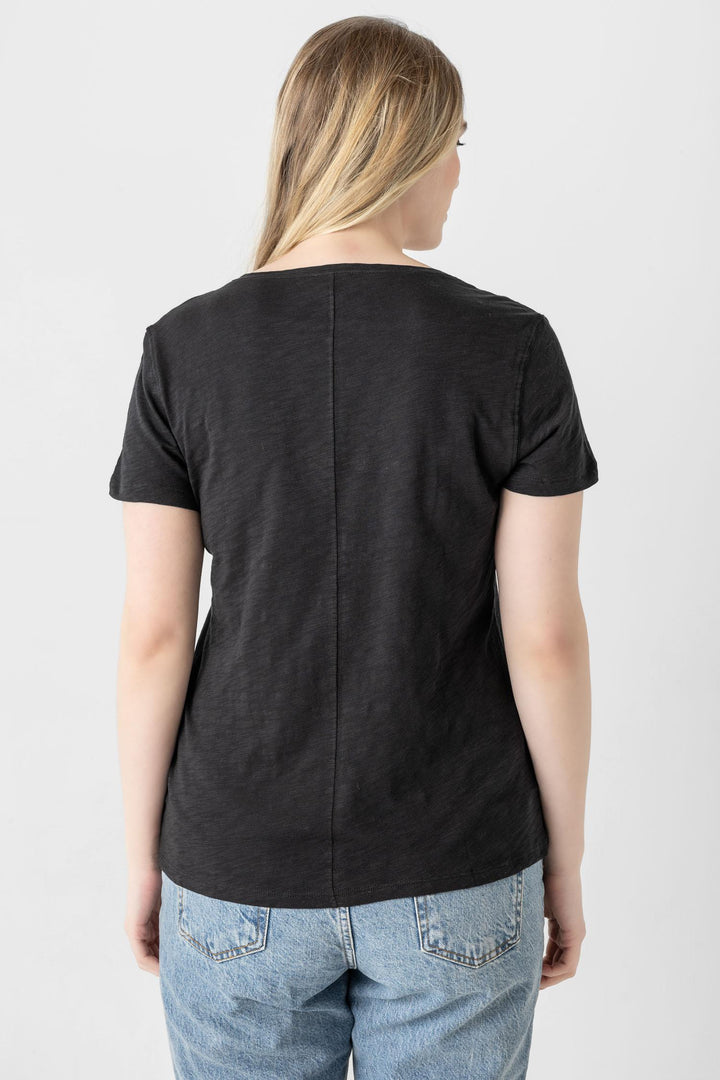 V-Neck Short Sleeve Back Seam Tee