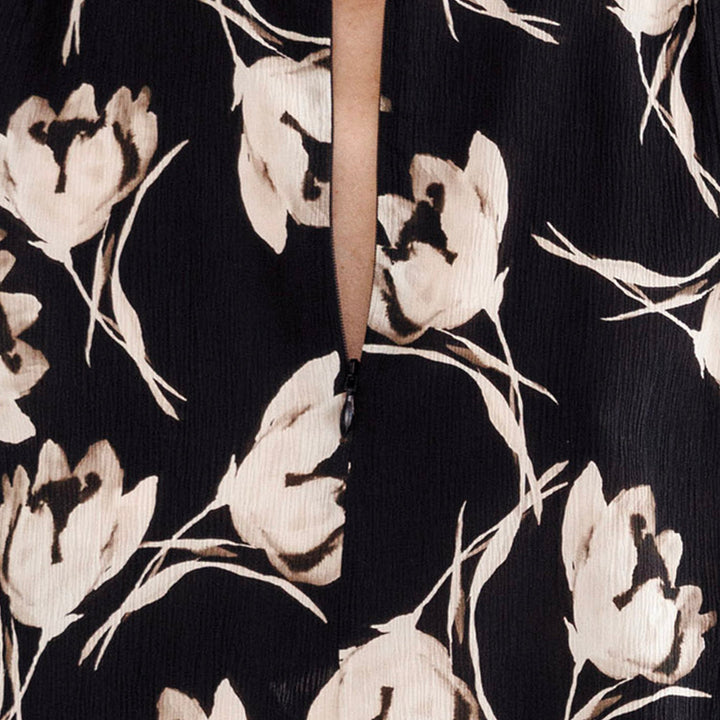 Go Soft Spoken Blouse Print - Tossed Floral