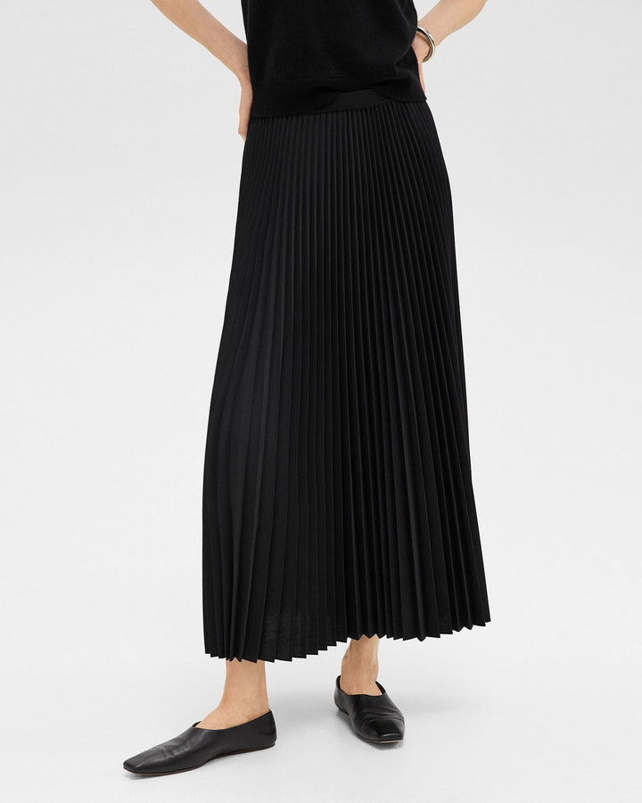 Pleated Pull-On Skirt in Stretch Wool-Blend