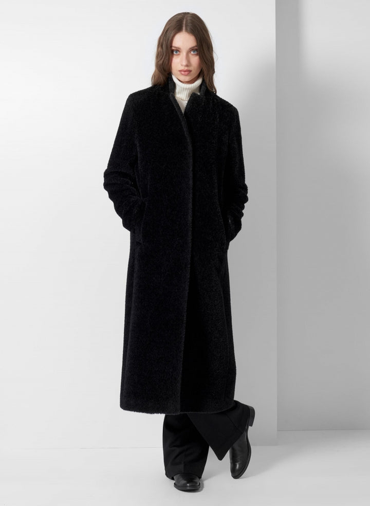 Maxi Black Coat In Wool And Alpaca With Inverted Lapel Collar