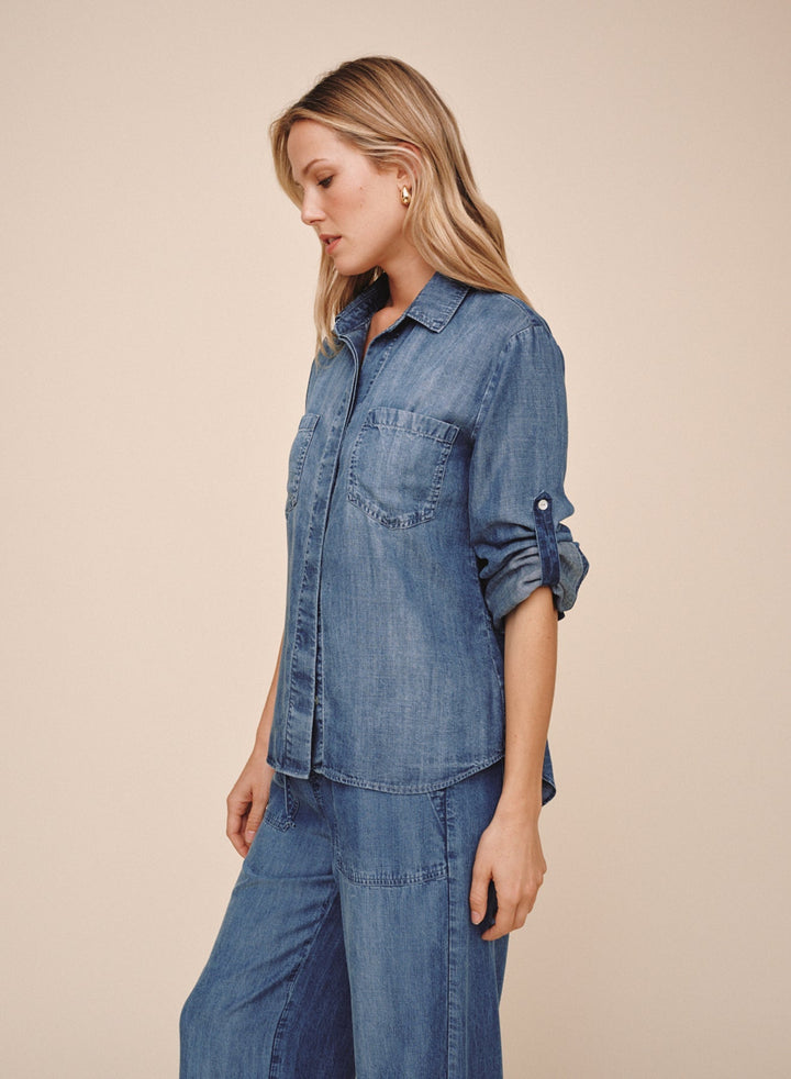 Split Back Button Down - Shadow Blue Wash