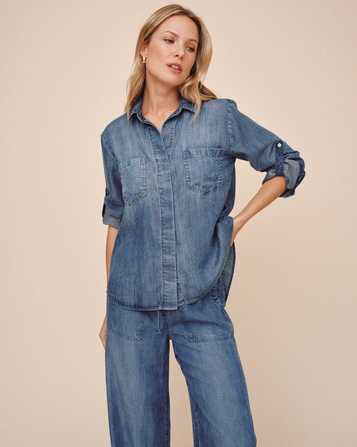 Split Back Button Down - Shadow Blue Wash