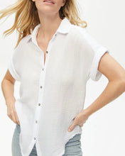 Load image into Gallery viewer, Bailey Button Down Shirt
