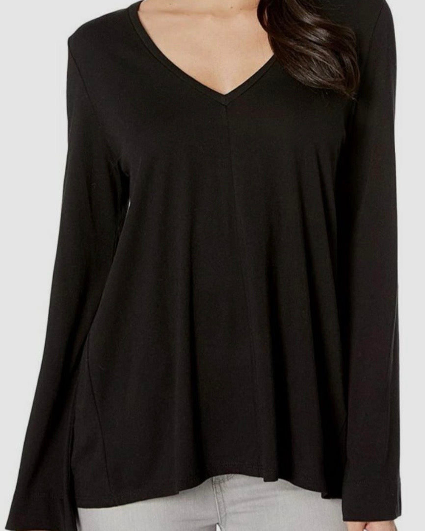 Asymmetrical Hem V Neck Tee