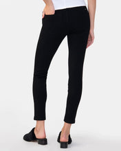 Load image into Gallery viewer, Runway Semi High Rise Legging Black
