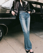 Load image into Gallery viewer, *JUST IN* -Katherine Sequin Jacket
